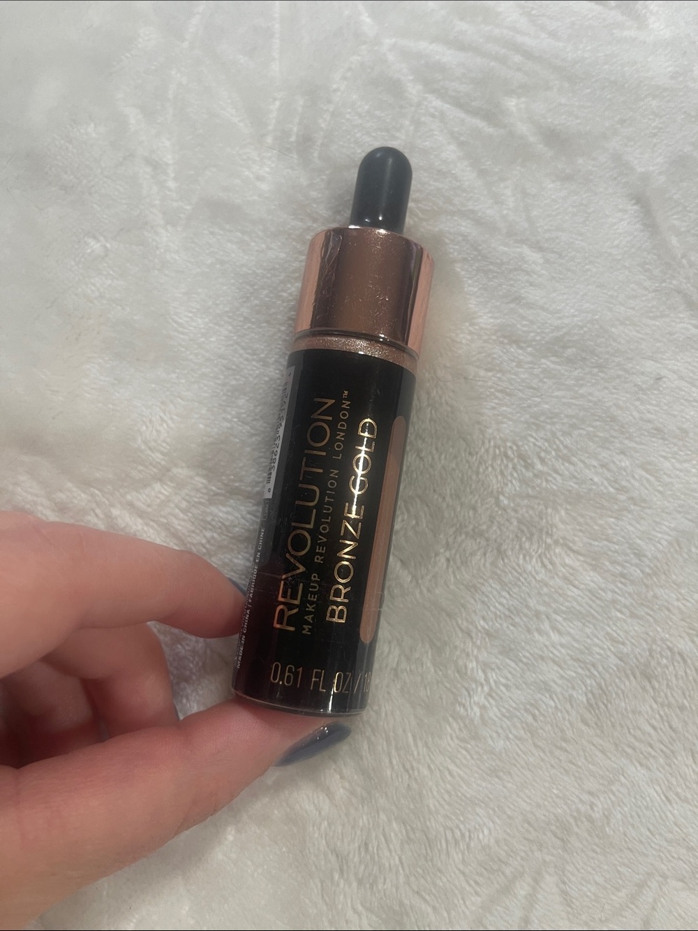 Revolution Bronze Liquid Highlighter - Rose Gold & Bronze